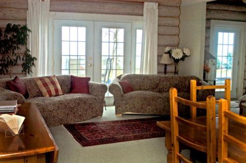 The Lodge At Weir'S Beach Metchosin Kültér fotó