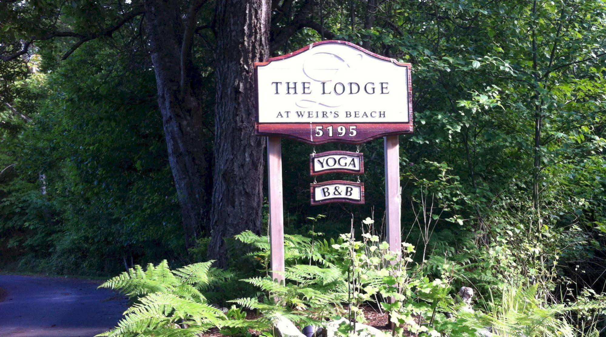 The Lodge At Weir'S Beach Metchosin Kültér fotó